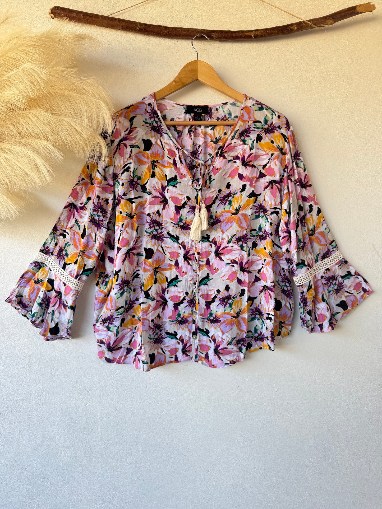 Blusa Floral con Detalle de Encaje