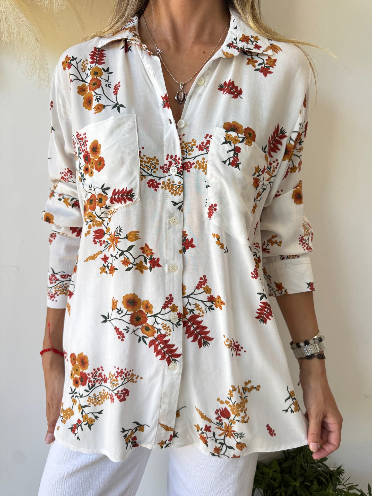 Blusa Blanca con Estampado Floral