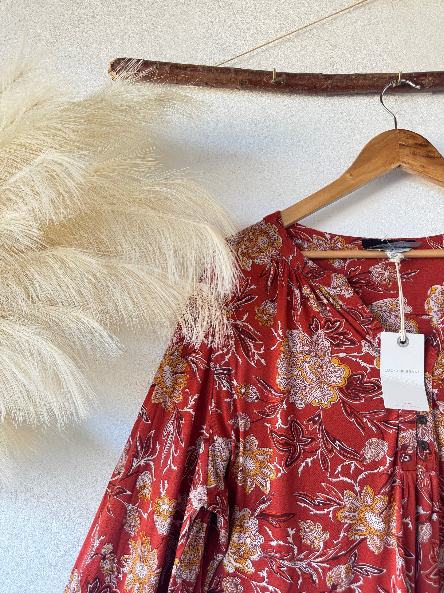 Blusa Etnica con Estampado Floral en Tonos Tierras