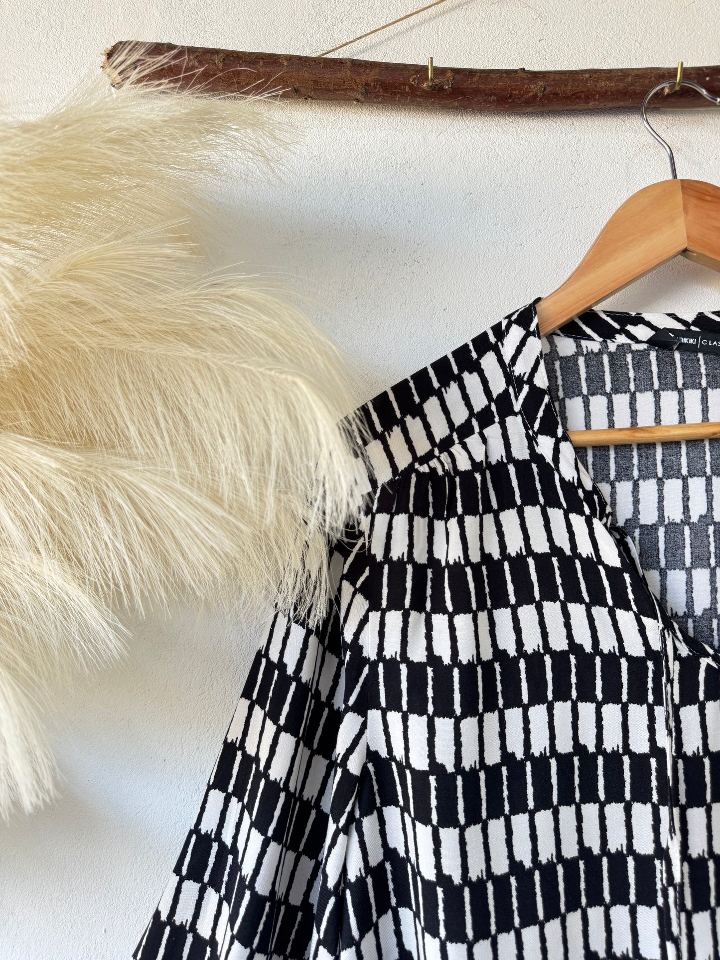 Blusa Estampada en Blanco y Negro