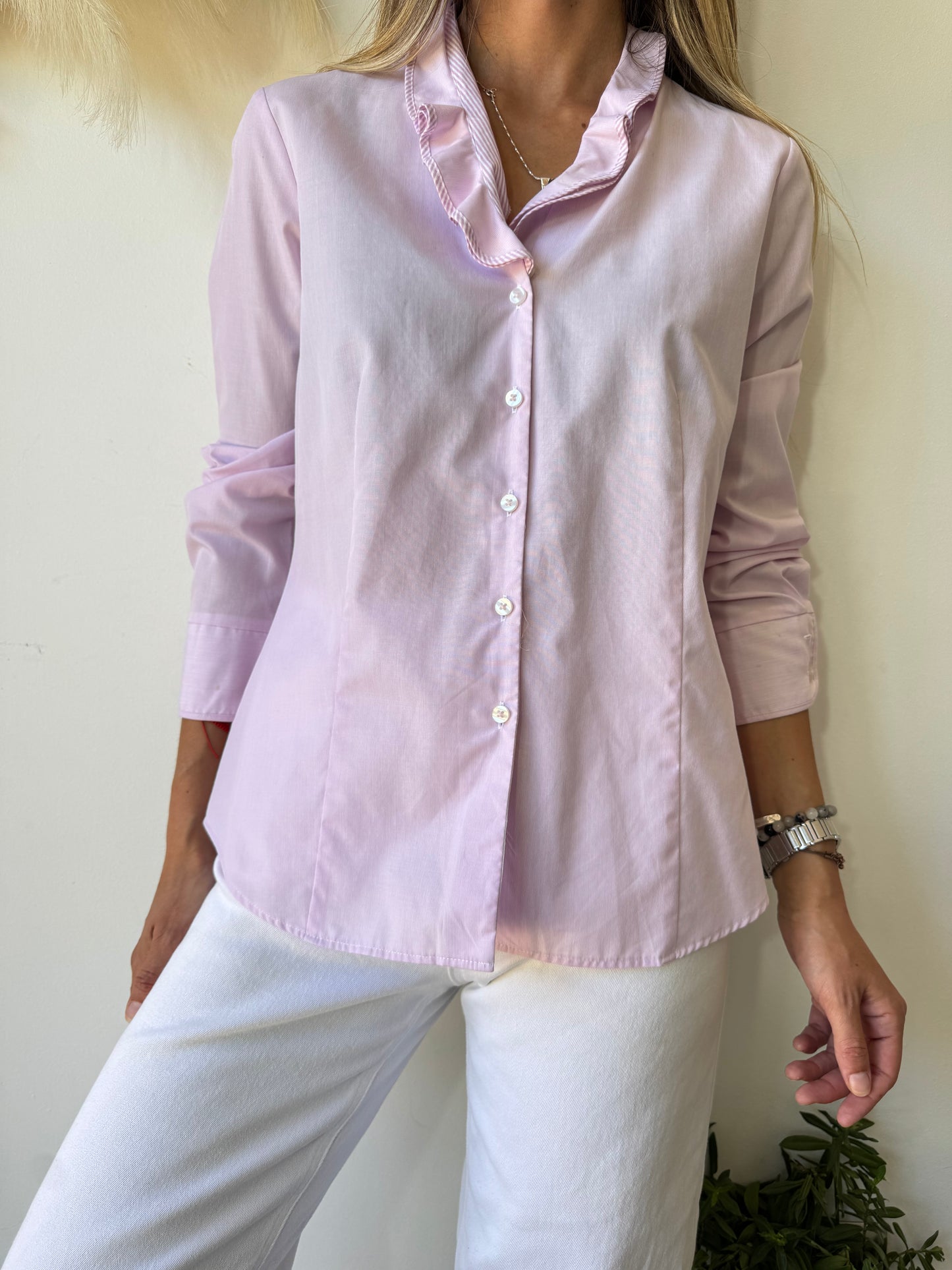 Blusa Lila con Detalle de  Volante