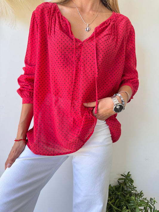 Blusa Roja con Estampado de Estrellas