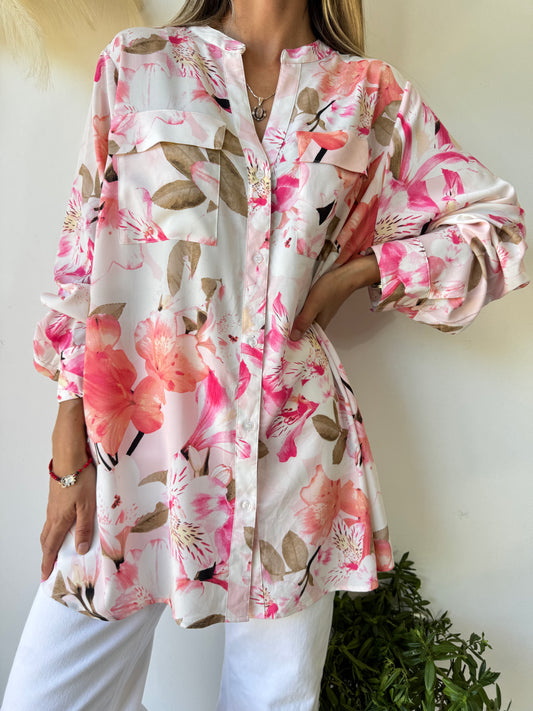Blusa Floral en Tonos Rosados y Beige