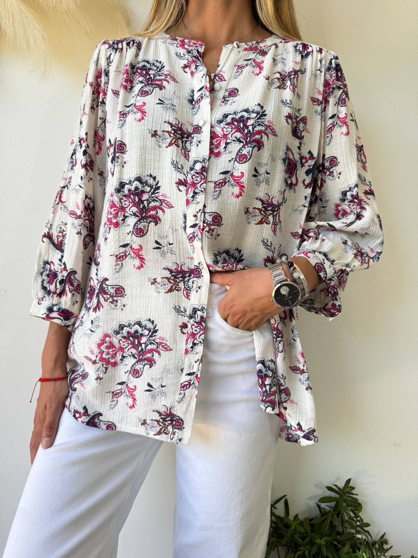 Blusa Blanca con Estampado Floral