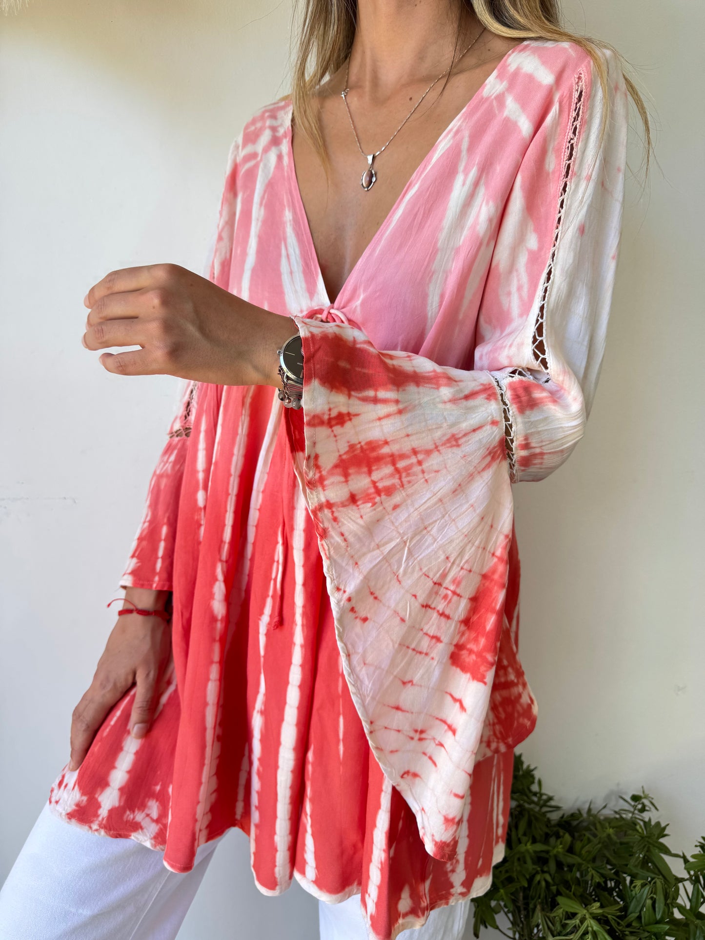 Blusa Tie- Dye Manga Acampanada